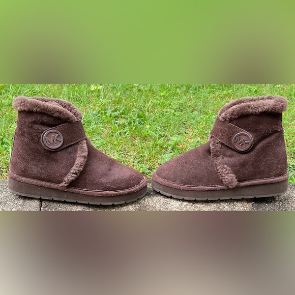 Michael Kors Bootie 6 - Picture 5 of 11